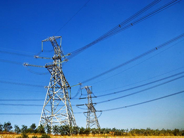 Charla sobre temas claves en los proyectos del sector energía