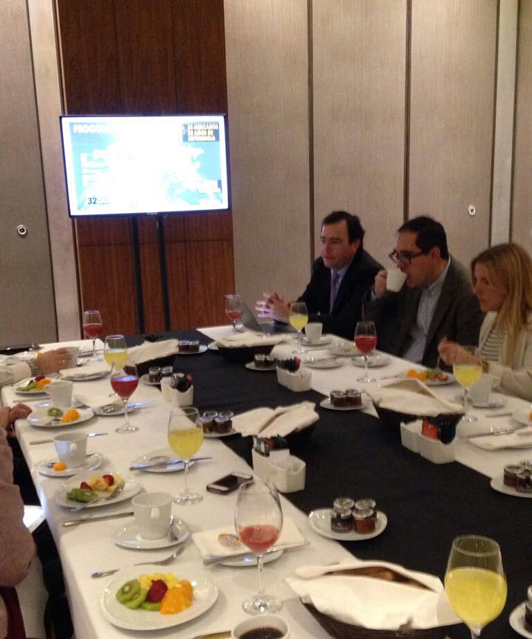 Desayuno para socios: Oportunidades de inversión en Colombia
